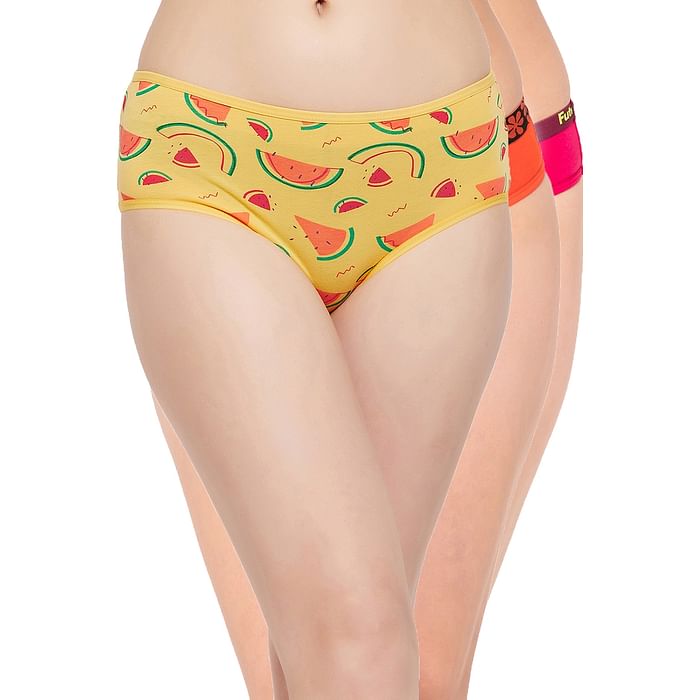 

Clovia Pack of 3 Printed Panties - Cotton - PNC003F19, Multicolour