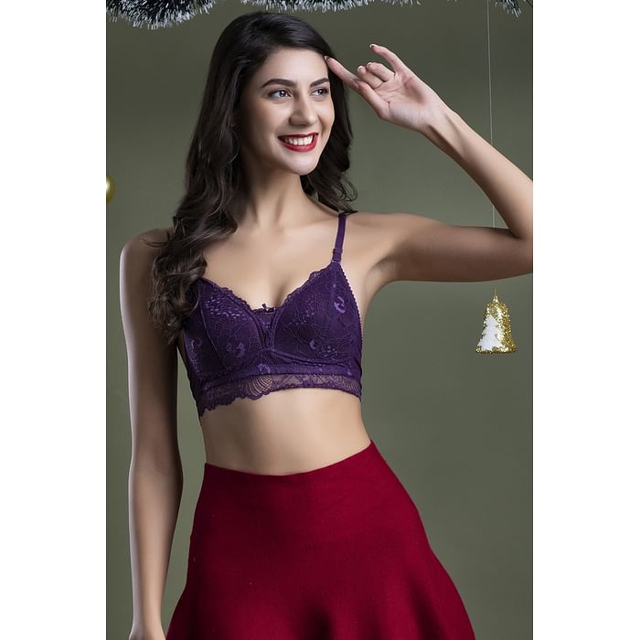 

Clovia Padded Non-Wired Demi Cup Multiway Bralette in Purple - Lace - BR2309P15