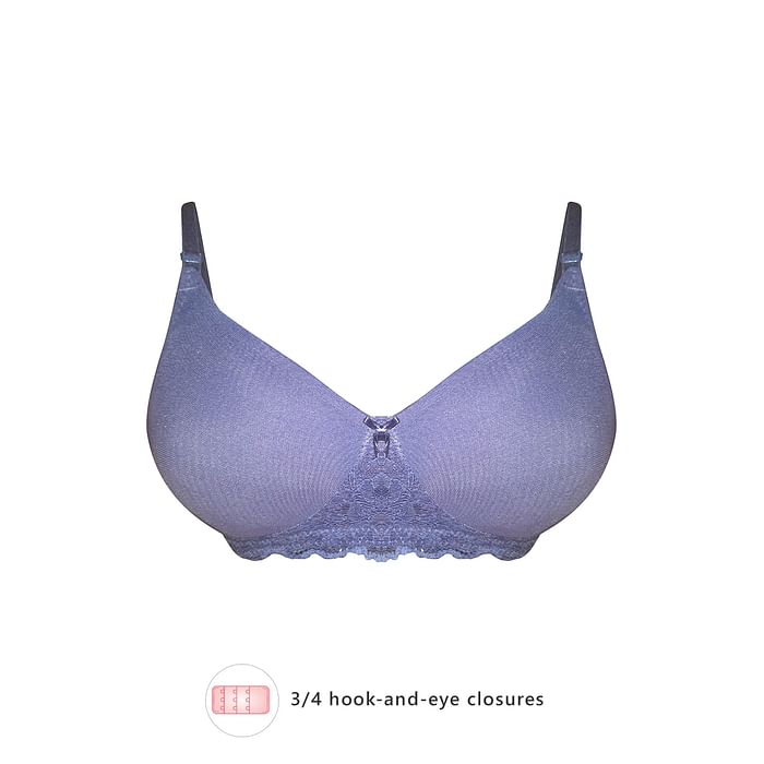 

Clovia Padded Non-Wired Full Cup Multiway T-shirt Bra in Blue - Lace - BR2029M08, Navy
