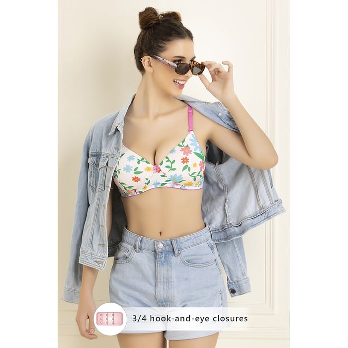 

Clovia Padded Non-Wired Floral Print Full Cup Multiway T-shirt Bra in White - BR0738Y18