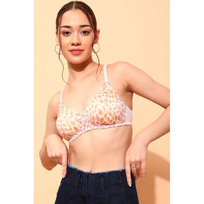 

Clovia Padded Non-Wired Full Cup Animal Print T-shirt Bra in Cream Colour - BR1277D24, Nude-colour