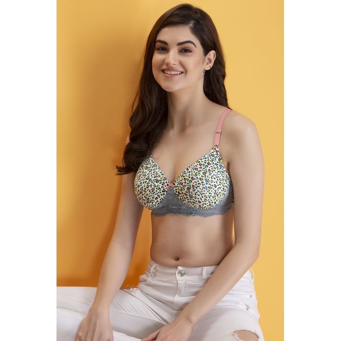 

Clovia Padded Non-Wired Full Cup Animal Print T-shirt Bra in White - Lace - BR2261A19