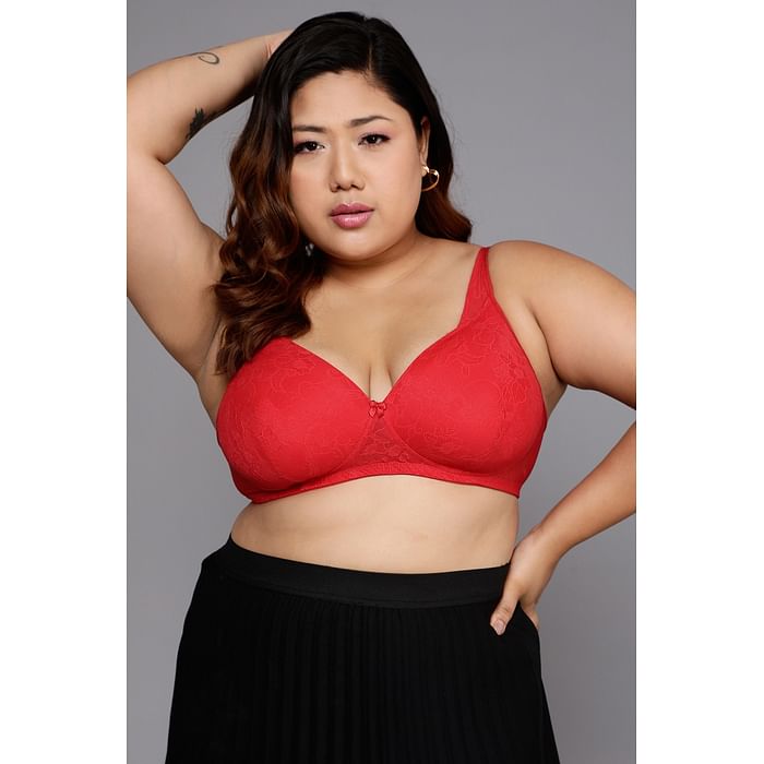 

Clovia Padded Non-Wired Full Cup Blouse Bra in Red - Lace - BR2171P04