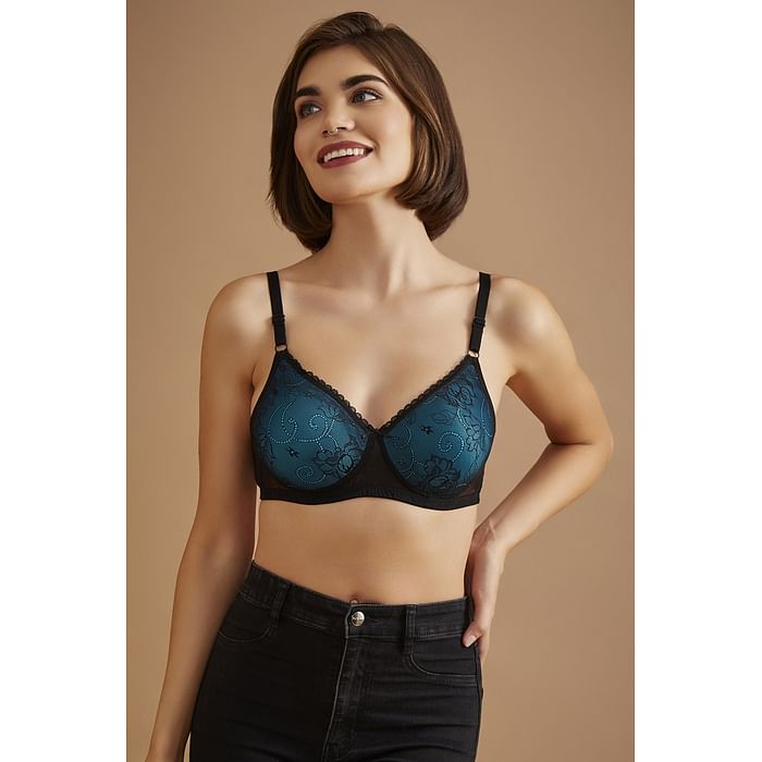 

Clovia Padded Non-Wired Full Cup Bra in Turquoise Blue - Lace - BR1000L03, Light blue
