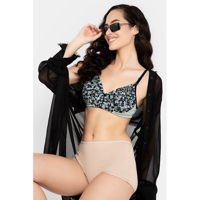 

Clovia Padded Non-Wired Full Cup Floral Print Multiway T-shirt Bra in Black - BR2362G13