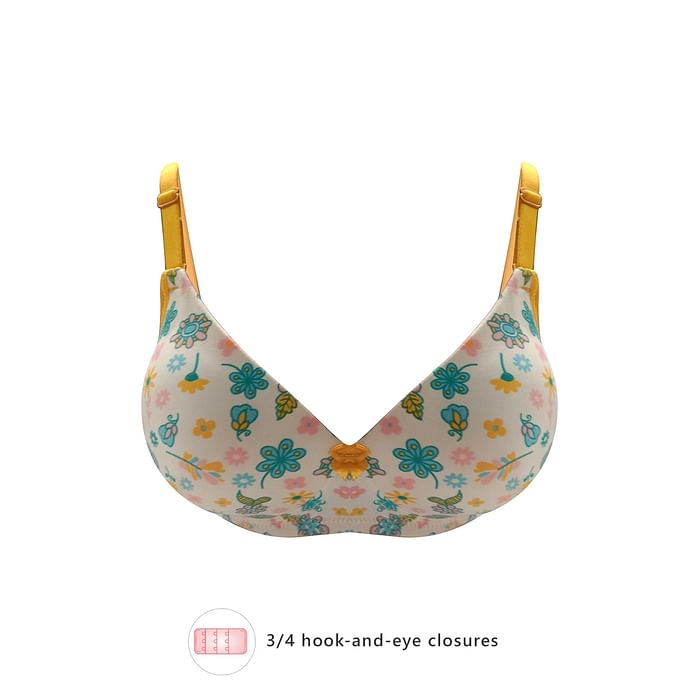 

Clovia Padded Non-Wired Full Cup Floral Print Multiway T-shirt Bra in White - BR0935H18