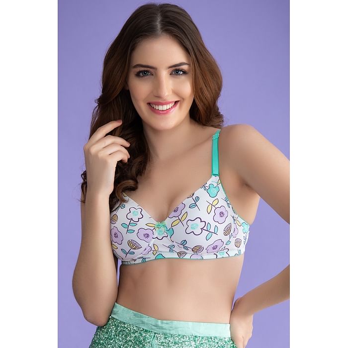 

Clovia Padded Non-Wired Full Cup Floral Print Multiway T-shirt Bra in White - BR0935K18