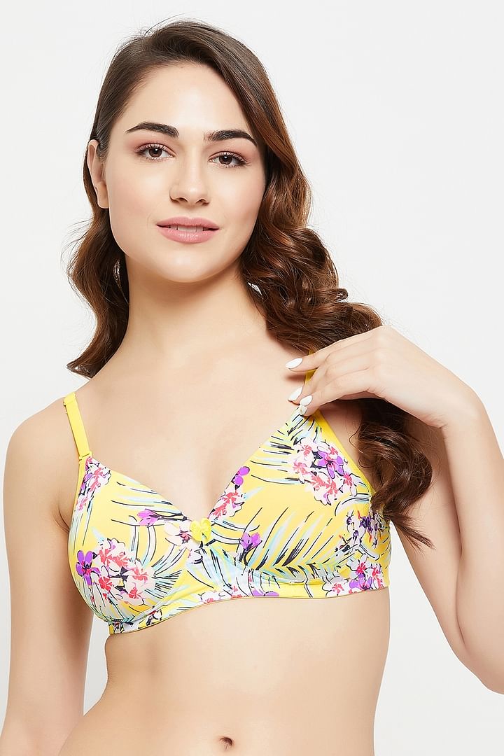 Buy Padded Non-Wired Full Cup Floral Print Multiway T-shirt Bra in Yellow  Online India, Best Prices, COD - Clovia - BR0935Y02