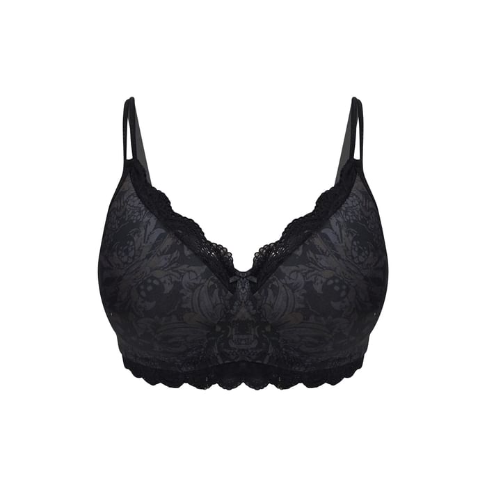 

Clovia Padded Non-Wired Full Cup Floral Print T-shirt Bra in Black - BR2247D13