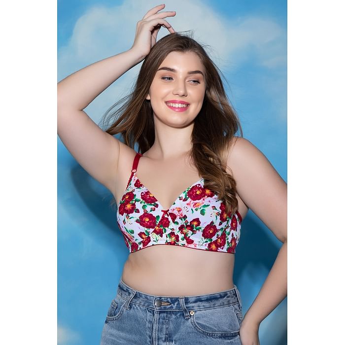 

Clovia Padded Non-Wired Full Cup Floral Print T-shirt Bra in White - BR0935S19, Multicolour