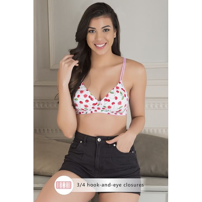 

Clovia Padded Non-Wired Full Cup Cherry Print T-shirt Bra in White - BR1067R18