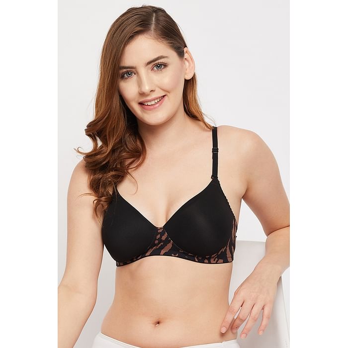 

Clovia Padded Non-Wired Full Cup Multiway T-shirt Bra in Black - BR2347X13