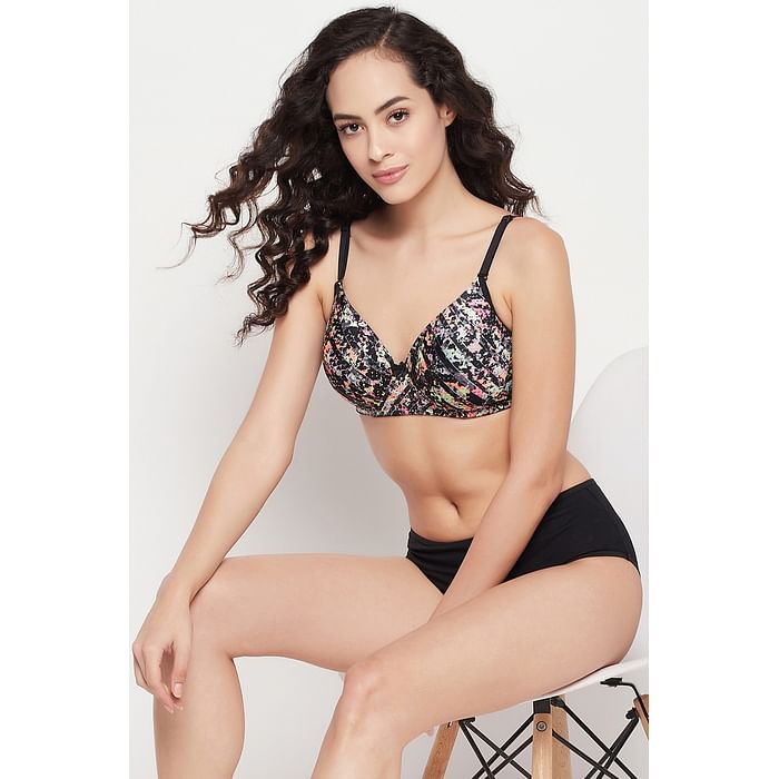 

Clovia Padded Non-Wired Full Cup Paint Splatter Print Multiway T-shirt Bra in Multicolour - BR1277N19