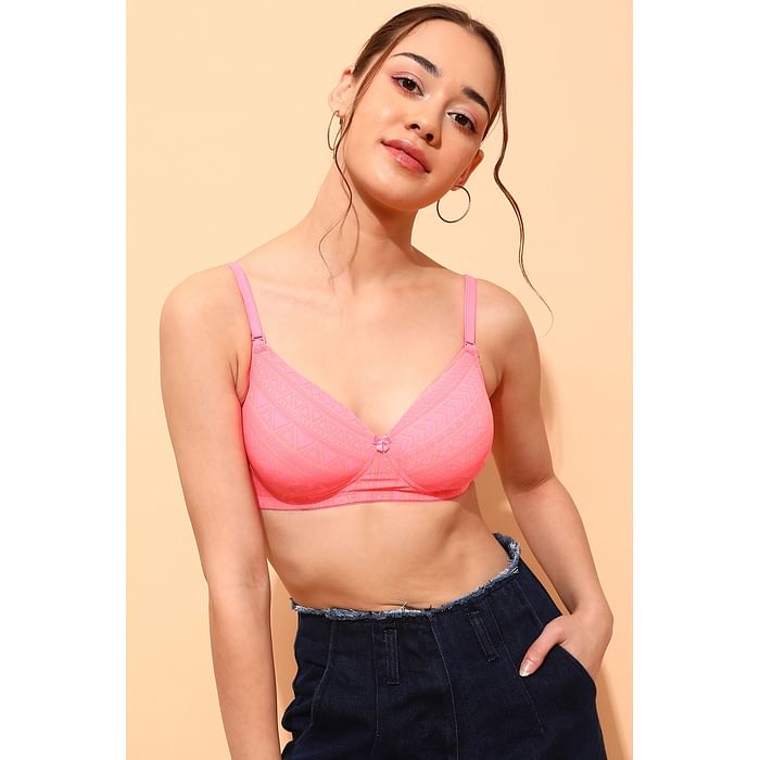 

Clovia Padded Non-Wired Full Cup Printed Multiway T-shirt Bra in Baby Pink - BR1737X22, Light pink