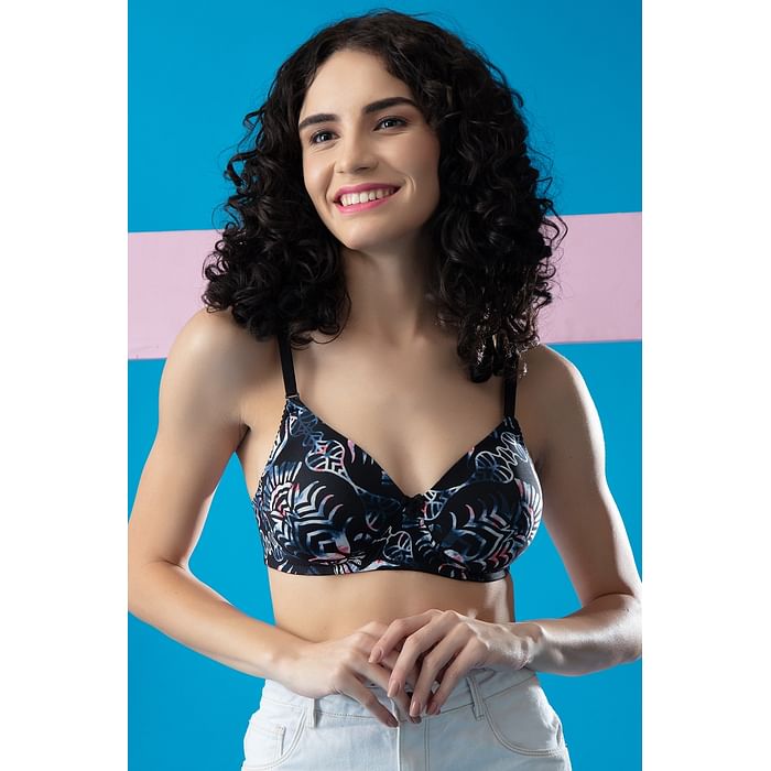 

Clovia Padded Non-Wired Full Cup Printed T-shirt Bra in Black - BR0935V13