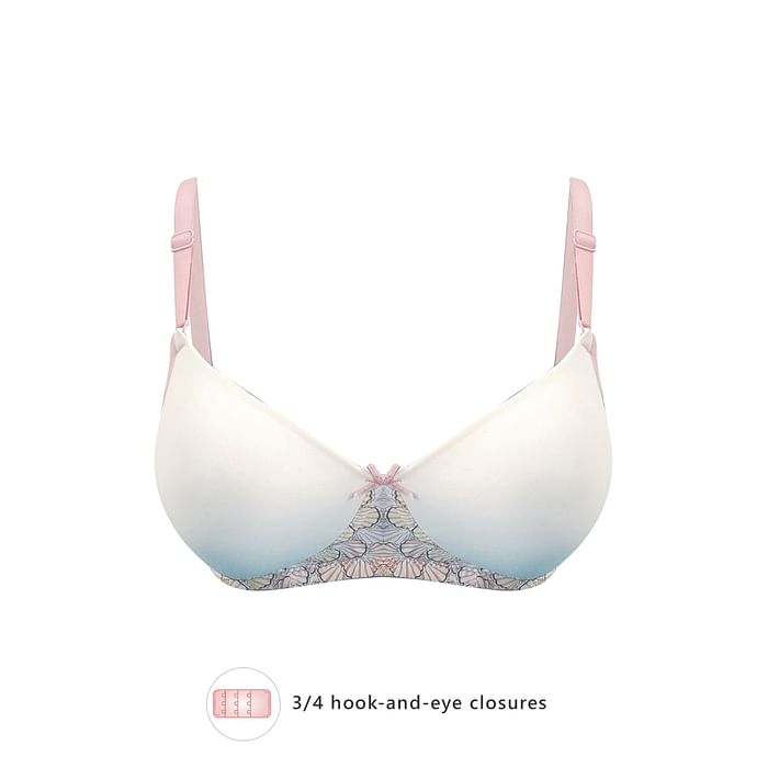 

Clovia Padded Non-Wired Full Cup Printed Multiway T-shirt Bra in White - BR1897F18