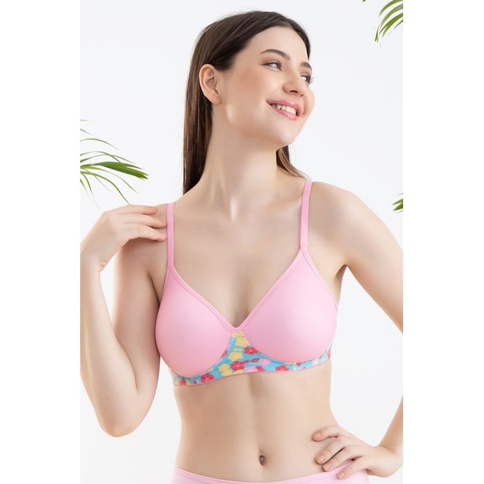 

Clovia Padded Non-Wired Full Cup T-shirt Bra in Baby Pink - BR1897V22, Light pink