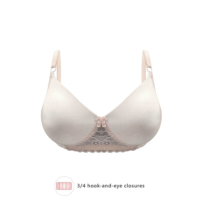 

Clovia Padded Non-Wired Full Cup T-shirt Bra in Baby Pink - Lace - BR1806Q22, Light pink