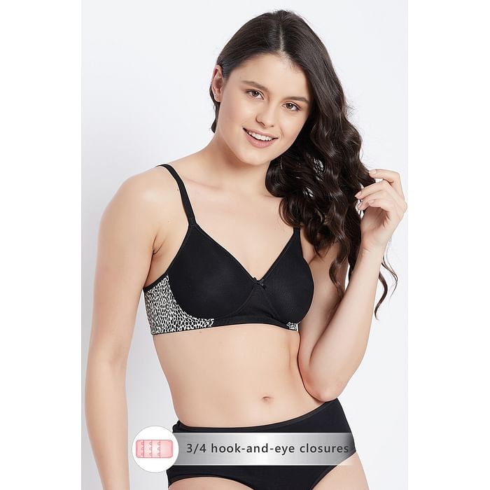 

Clovia Padded Non-Wired Full Cup T-shirt Bra in Black - BR1897C13