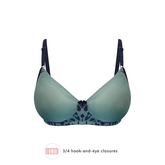 

Clovia Padded Non-Wired Full Cup T-shirt Bra in Green - BR1897Y17, Dark green