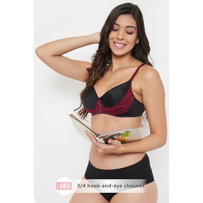 

Clovia Padded Non-Wired Multiway Bra in Black - BR2059P13