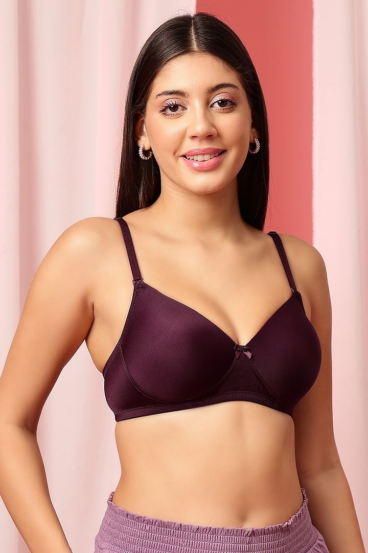 Buy Padded Non-Wired Full Cup Multiway T-shirt Bra in Lavender Online  India, Best Prices, COD - Clovia - BR1737T12