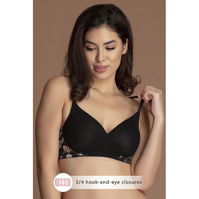 

Clovia Padded Non-Wired Multiway T-Shirt Bra - BR1897R13, Black
