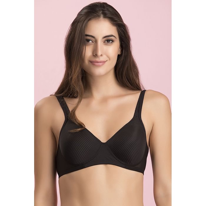 

Clovia Padded Non-Wired Self Printed Full Cup T-Shirt Bra - BR1892P13, Black
