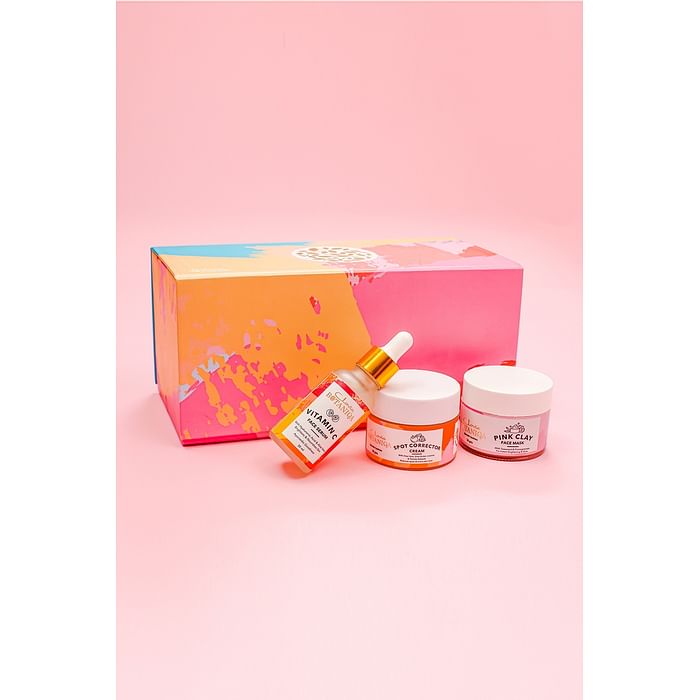 

Clovia Gift Box With Embossed Gold Leaf Small - PM0043P99, Assorted