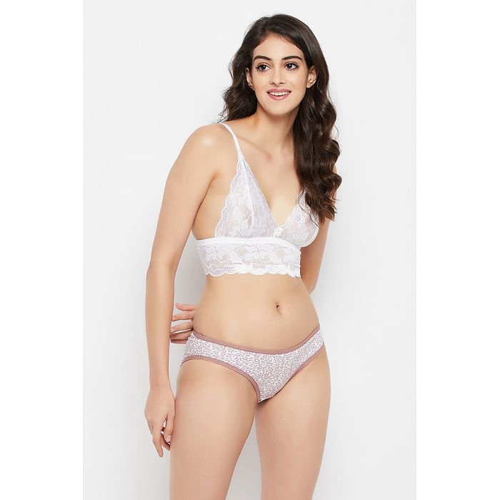 

Clovia Low Waist Animal Print Bikini Panty in White - Cotton - PN2568G18