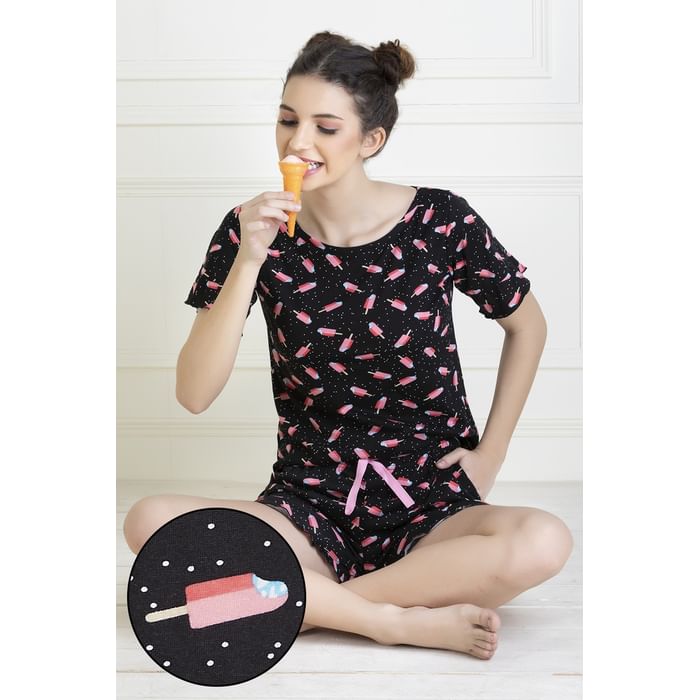 

Clovia Popsicle Print Top & Shorts Set in Black - 100% Cotton - LS0572P13