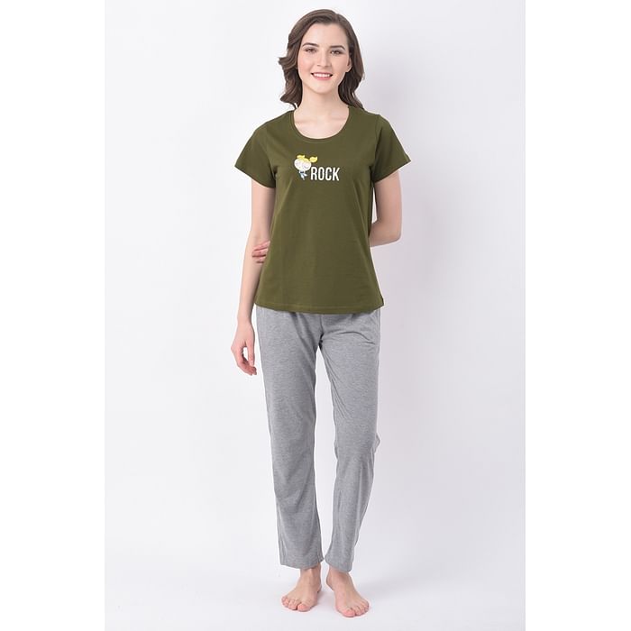 

Clovia Powerpuff Girls Print Top & Pyjama in Olive Green & Grey- 100% Cotton - LSC145P17, Dark green