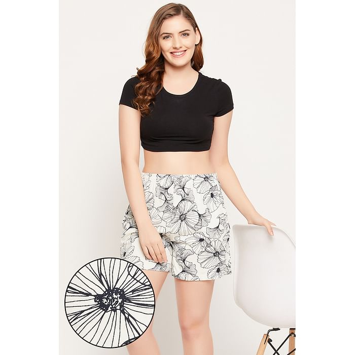 

Clovia Pretty Florals Boxer Shorts in White - 100% Cotton - LB0174U18