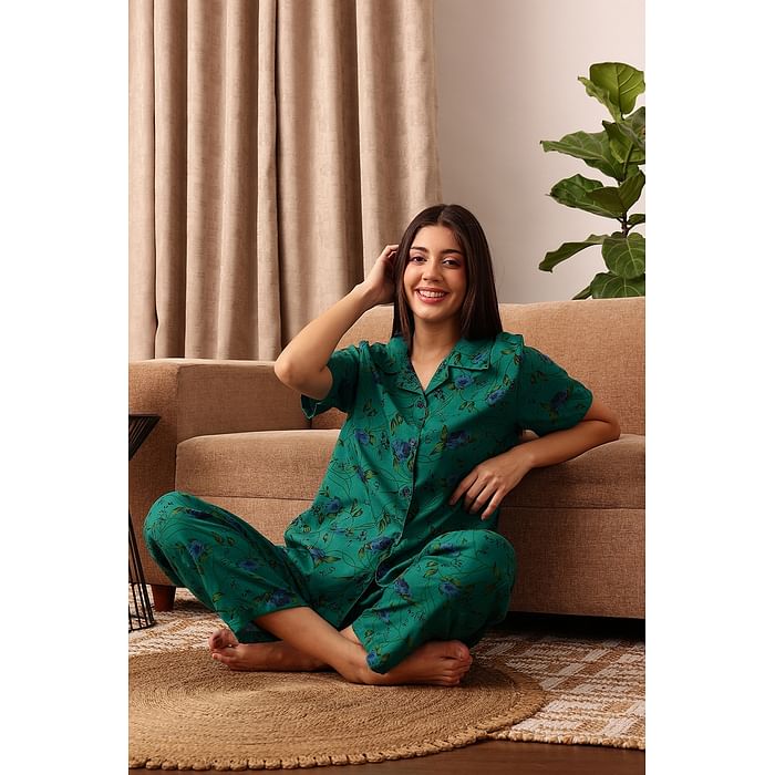 

Clovia Pretty Florals Button Down Shirt & Pyjama in Dark Green - Rayon - LS0385J08, Navy