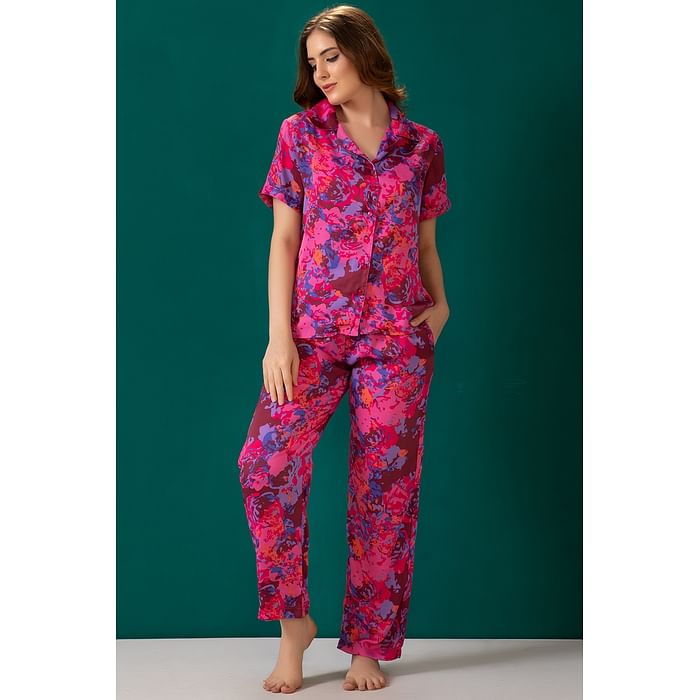 

Clovia Print Me Pretty Button Down Shirt & Pyjama Set in Magenta - Satin - LS0385J14, Pink