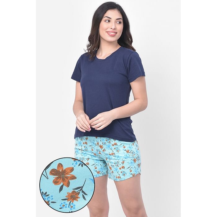 

Clovia Pretty Florals Top & Boxer Shorts in Blue- Cotton Rich - LSC174E03, Light blue