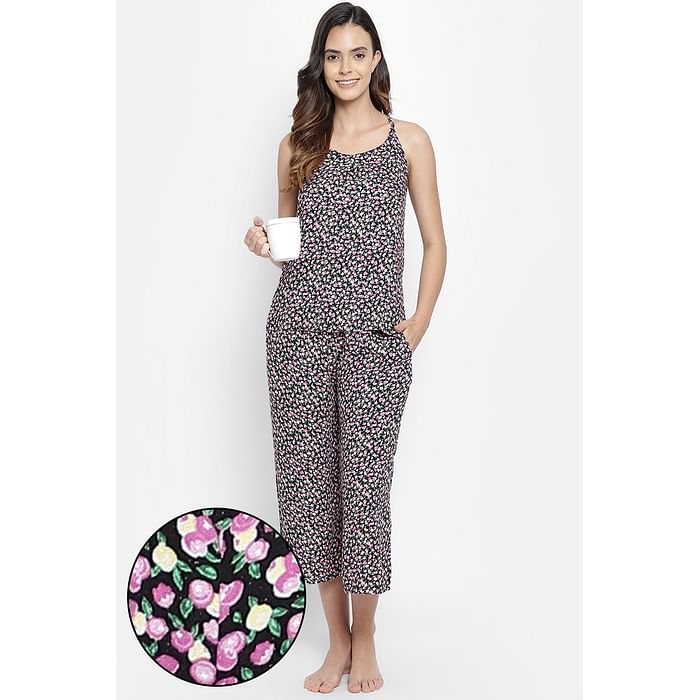 

Clovia Pretty Florals Top & Culottes Capri Set in Black - Rayon - LS0573P19, Multicolour