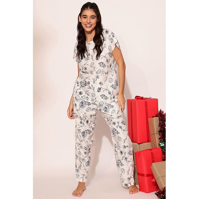 

Clovia Pretty Florals Top & Pyjama Set in White - Rayon - LS0537A18