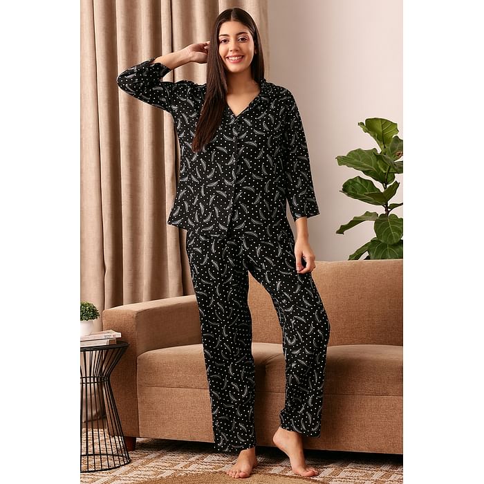 

Clovia Print Me Pretty Button Down Shirt & Pyjama Set in Black - Rayon - LS0636D13