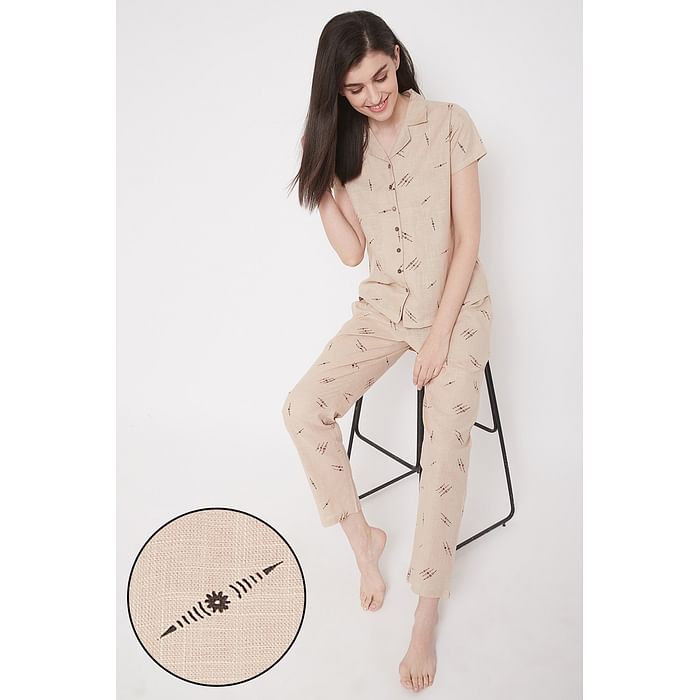 

Clovia Print Me Pretty Button Me Up Shirt & Pyjama in Beige - 100% Cotton - LS0385P24, Nude-colour
