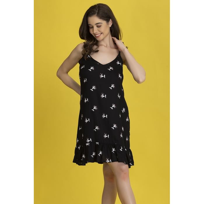 

Clovia Pretty Florals Short Night Dress in Black - Rayon - NS1346P13