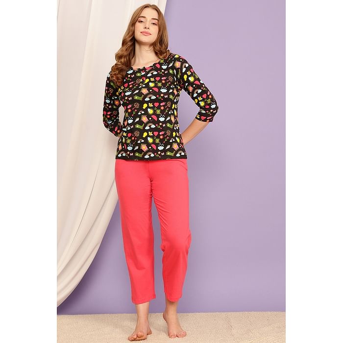 

Clovia Print Me Pretty Top & Solid Pyjama Set in Black - 100% Cotton - LS0644A13