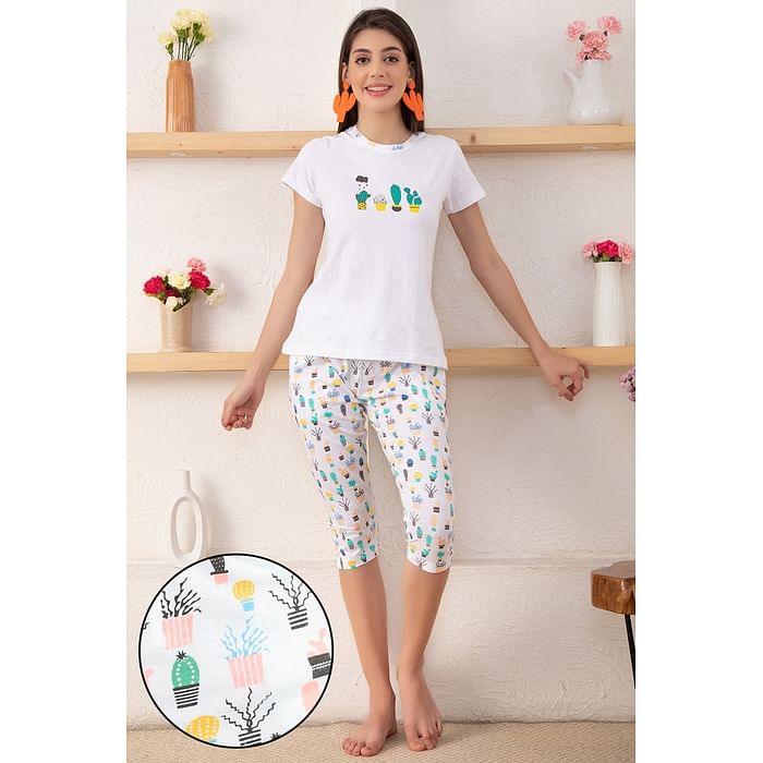 

Clovia Cool Cactus Top & Capri Set in White- 100% Cotton - LS0411P18