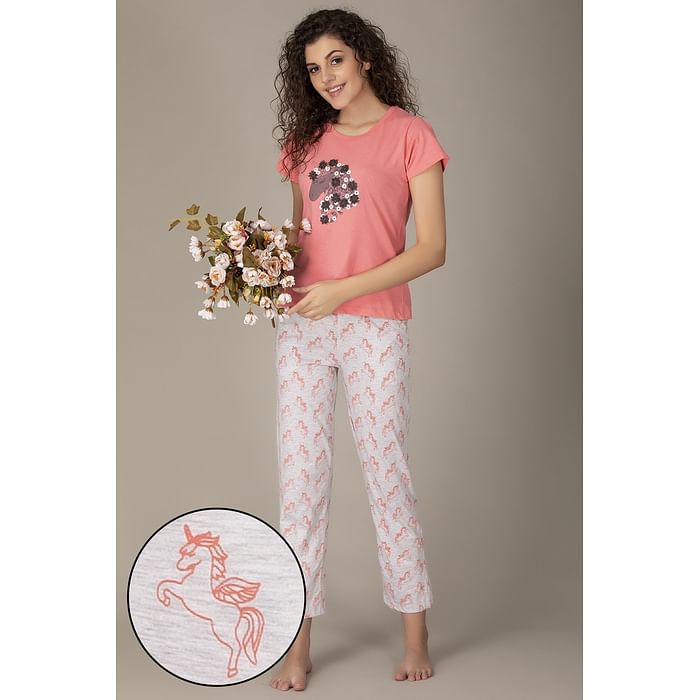 

Clovia Unicorn Top & Pyjama Set in Coral Pink- Cotton - LS0413G22, Light pink