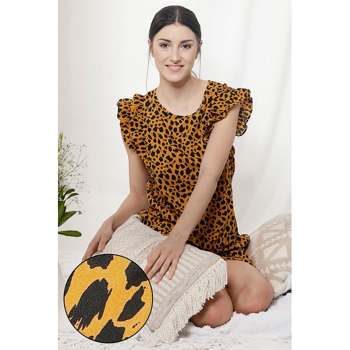 

Clovia Animal Print Top & Shorts Set in Yellow - Crepe - LS0541P13, Black