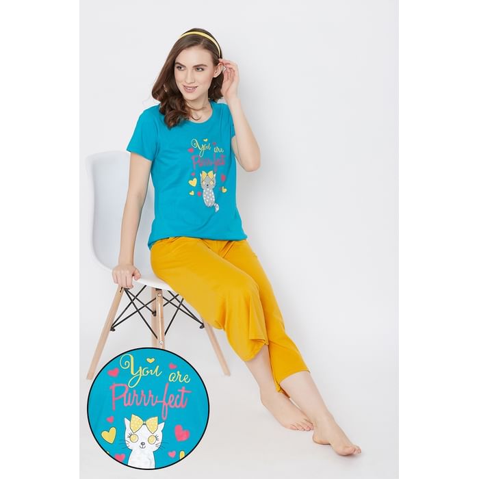 

Clovia Quirky Text Top & Capri Set in Teal Green & Yellow - Cotton - LSC182A07, Mustard