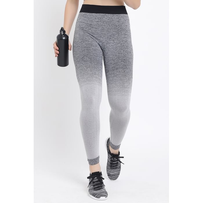 

Clovia Grey Self Designed Gym/Sports Activewear Tights - AT0107P01, Light grey