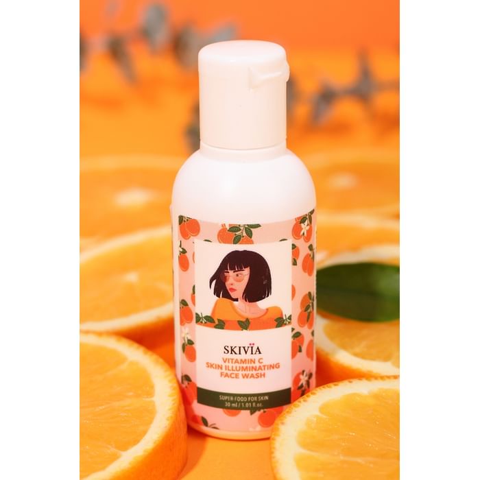 

Clovia Skivia Vitamin C Skin Illuminating Mini Face Wash with Pineapple Extract & Lemon Oil - 30 ml - SKFS02W02, Light yellow