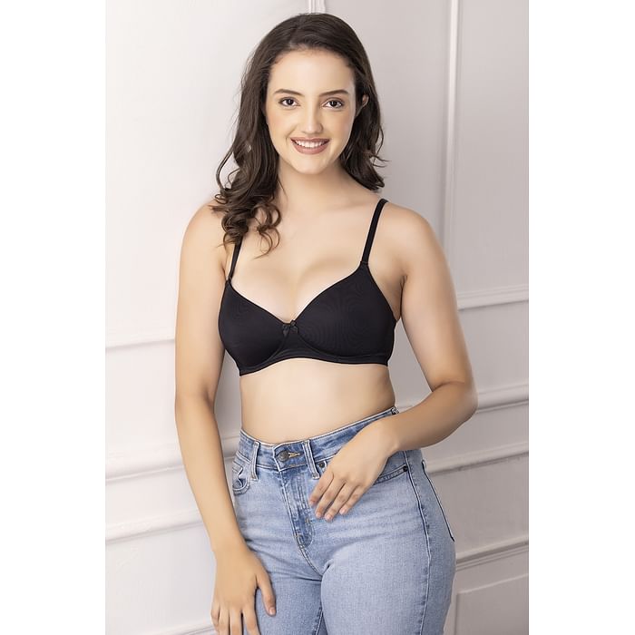 

Clovia Amante- Smooth Charm Padded Non-Wired T-Shirt Bra - BR1060613, Black