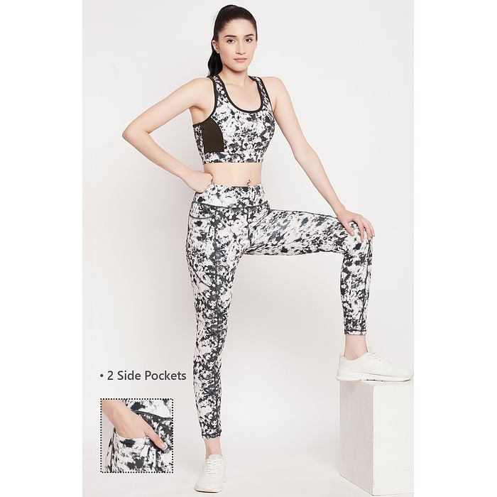 

Clovia High Rise Tie-Dye Print Active Tights in White with Side Pockets - AB0042P18